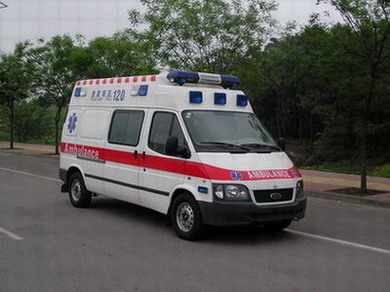 印江救护车护送